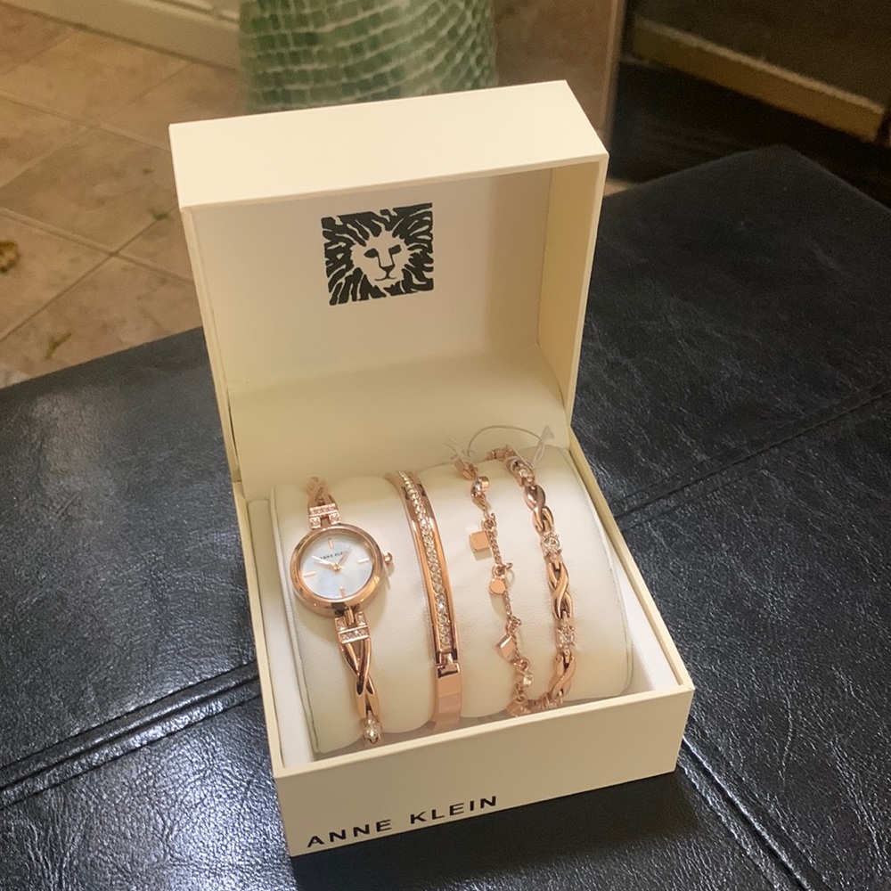 Anne Klein ROSE GOLD Watch Set - NEW